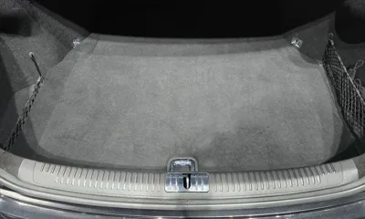 Genesis EQ900