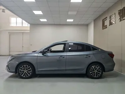 Roewe i5