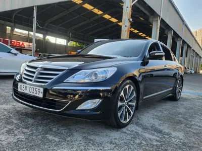 Hyundai Genesis