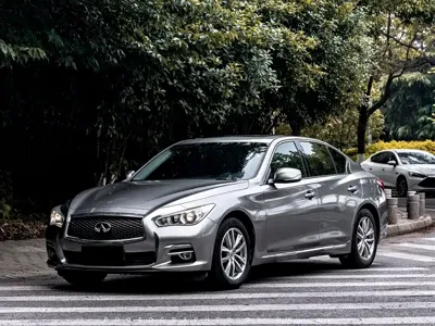 Infiniti Q50L