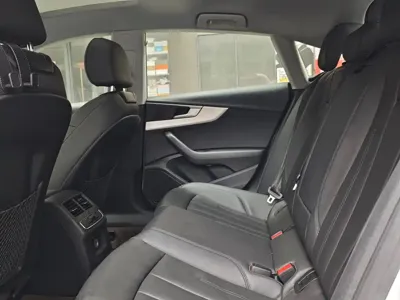 Audi A5 (Import)