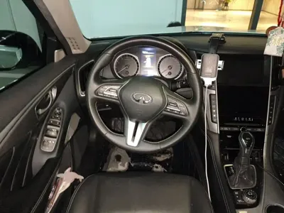 Infiniti Q50L