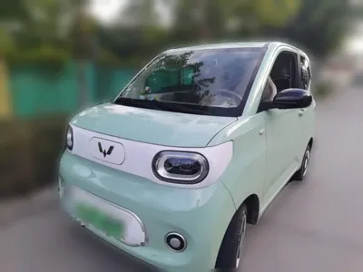 Wuling MINIEV