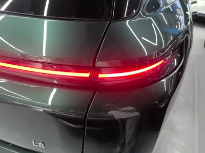 Li Auto L8