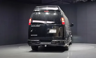 Chevrolet Express Van