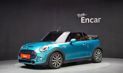 MINI Cooper Convertible