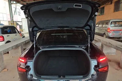 Xpeng P7