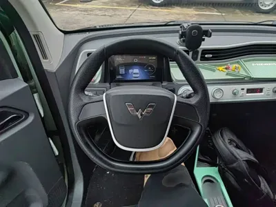 Wuling MINIEV