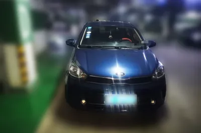 Kia Pegas