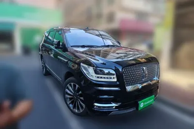 Lincoln Navigator