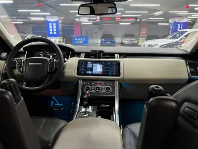 Land Rover Sport