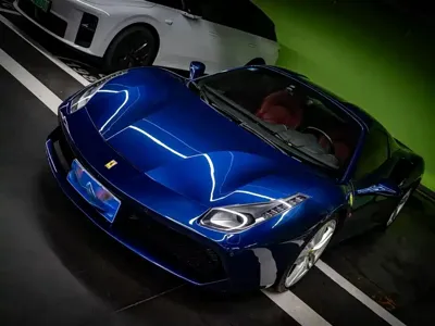 Ferrari 488