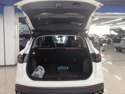 Geely Binyue