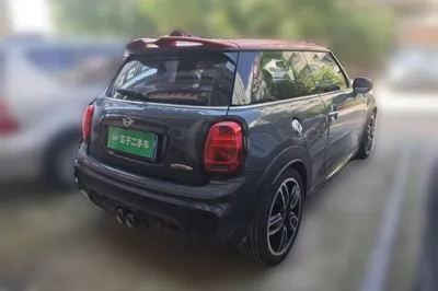 MINI JCW