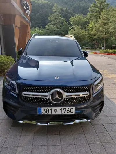 Mercedes-Benz GLB-Class