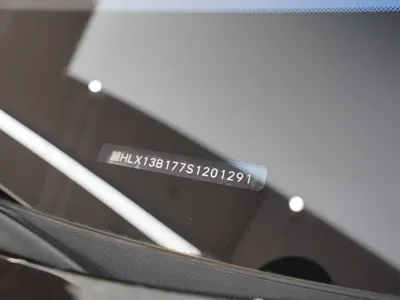 Li Auto 理想i8