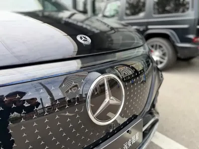 Mercedes-Benz EQE SUV