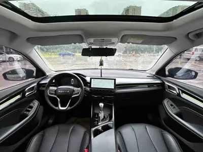 Roewe i5