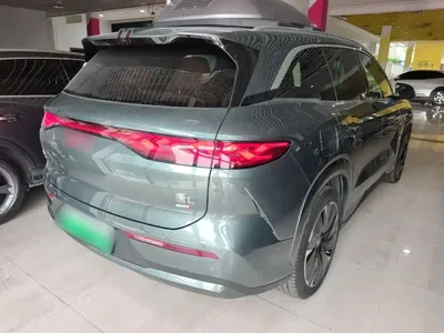 BYD 唐L