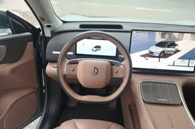 Leapmotor C11