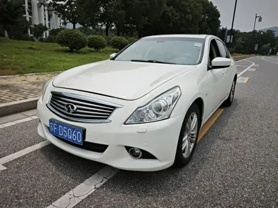 Infiniti G