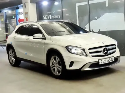 Mercedes-Benz GLA-Class