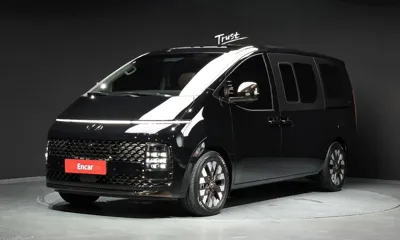 Hyundai Staria