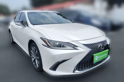 Lexus ES