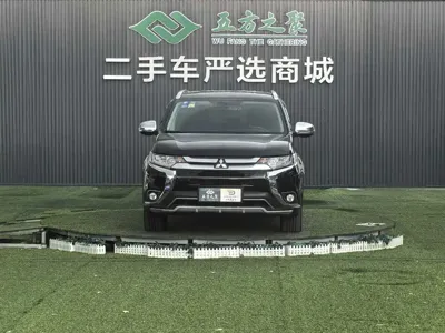 Mitsubishi Outlander (Import)