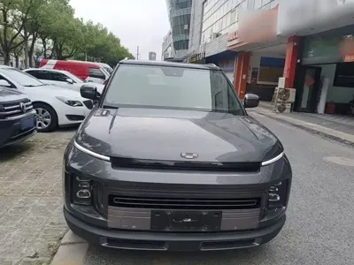 Geely ICON