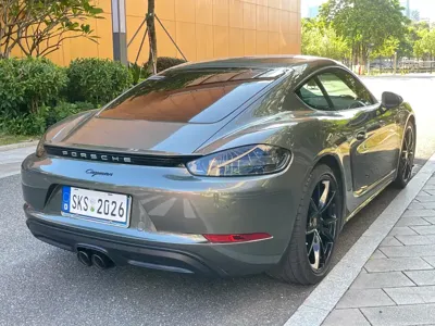Porsche 718