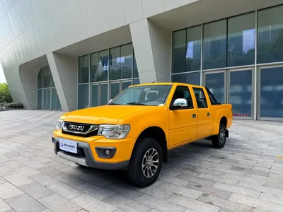 Isuzu T17