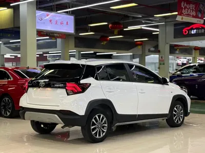 Toyota Yaris L
