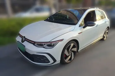 Volkswagen Golf GTI