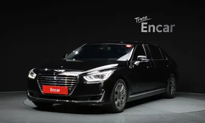 Genesis EQ900