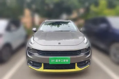 Lynk & Co 02