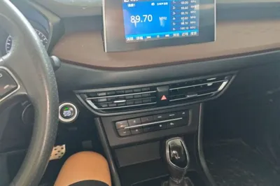 Dongfeng Fengon S560
