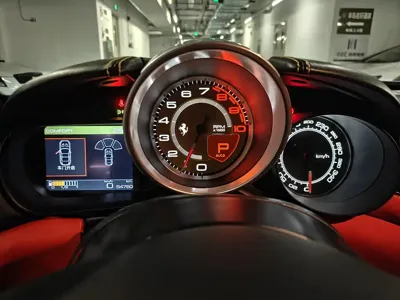 Ferrari California T