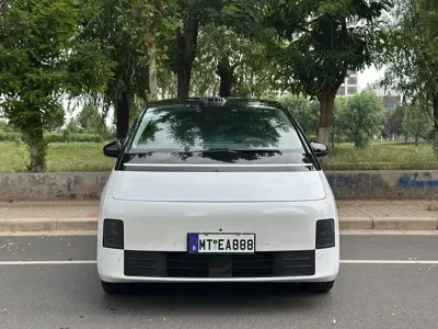 Li Auto Li MEGA