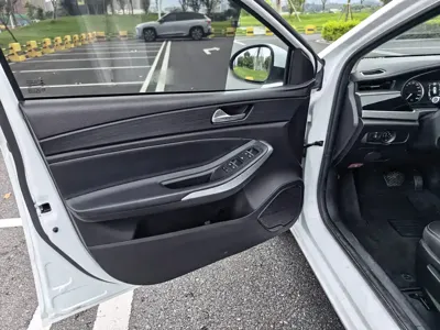 Chery Arrizo 5
