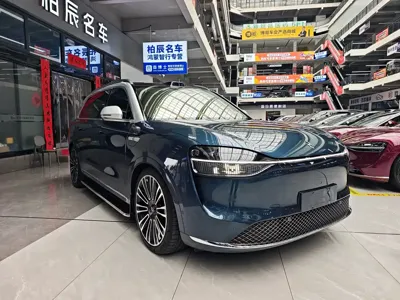 AITO 问界 AITO M9