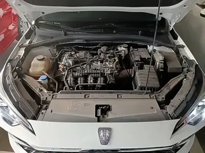 Roewe i5