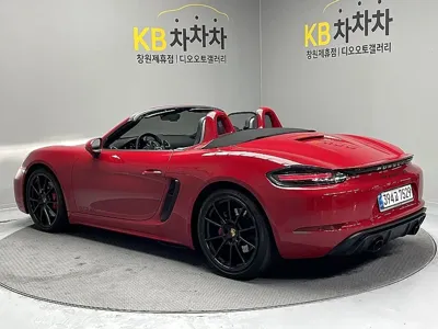 Porsche 718