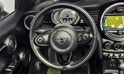 MINI Cooper Convertible