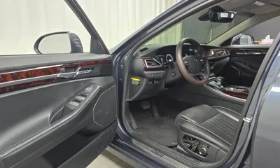 Genesis EQ900