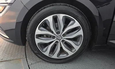 Renault-KoreaSamsung SM6