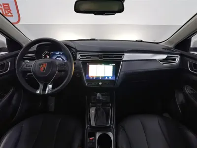 Roewe i5