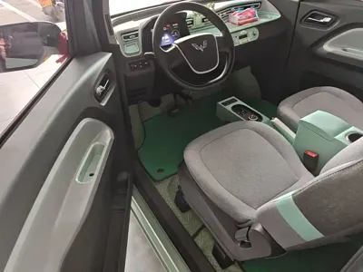 Wuling MINIEV