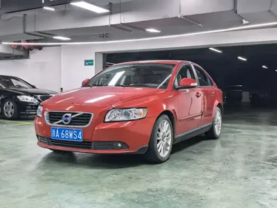 Volvo S40
