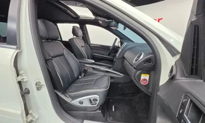 Mercedes-Benz M-Class